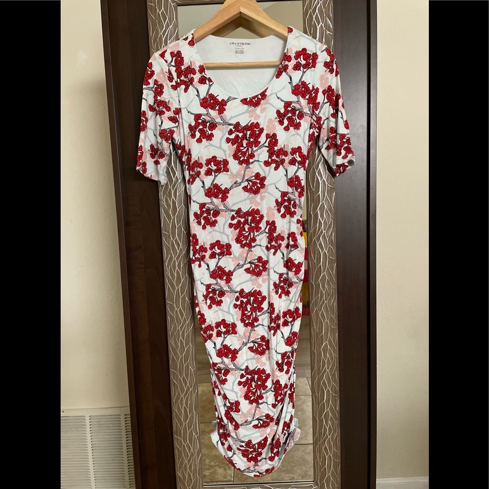 A Pea in the Pod maternity dress
